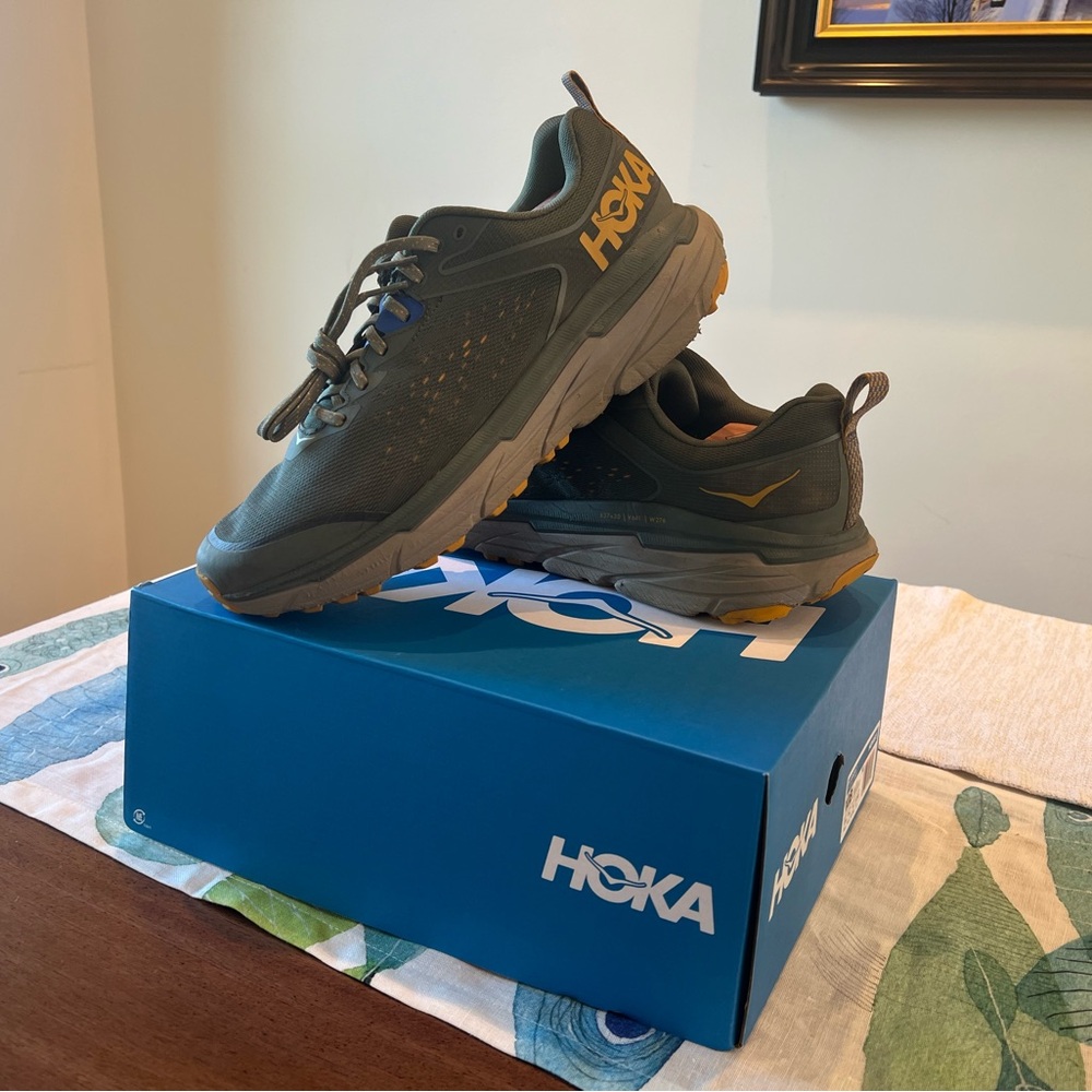 Hoka Challenger ATR 6
